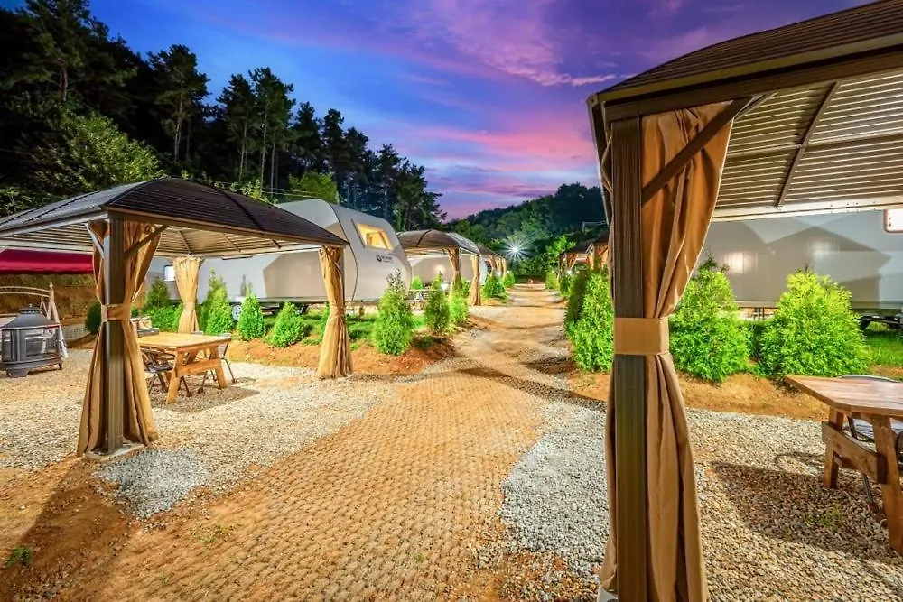 Daebudo Yeonghungdo Sanchon Caravan Incheon Perkemahan