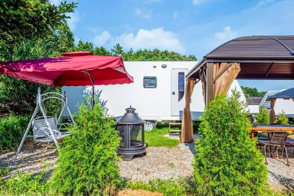 Campsite Daebudo Yeonghungdo Sanchon Caravan Incheon South Korea