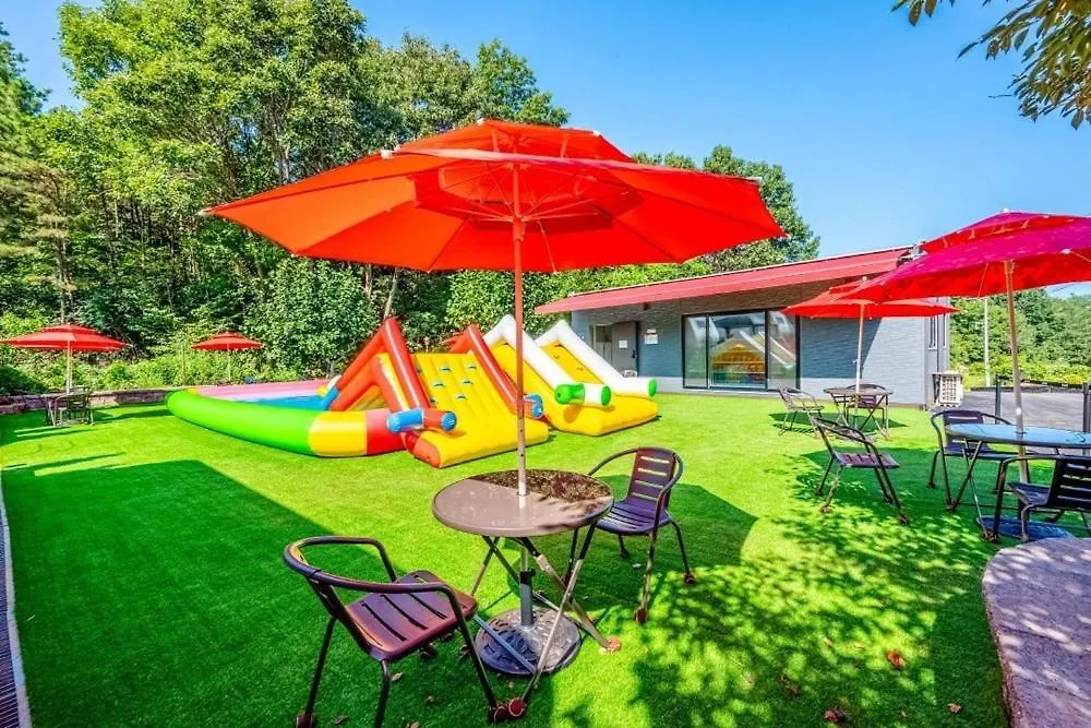 Campsite Daebudo Yeonghungdo Sanchon Caravan Incheon South Korea